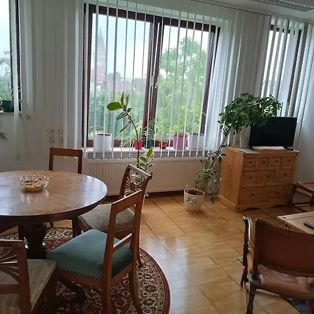 Veljanovski Haus Der Sonne